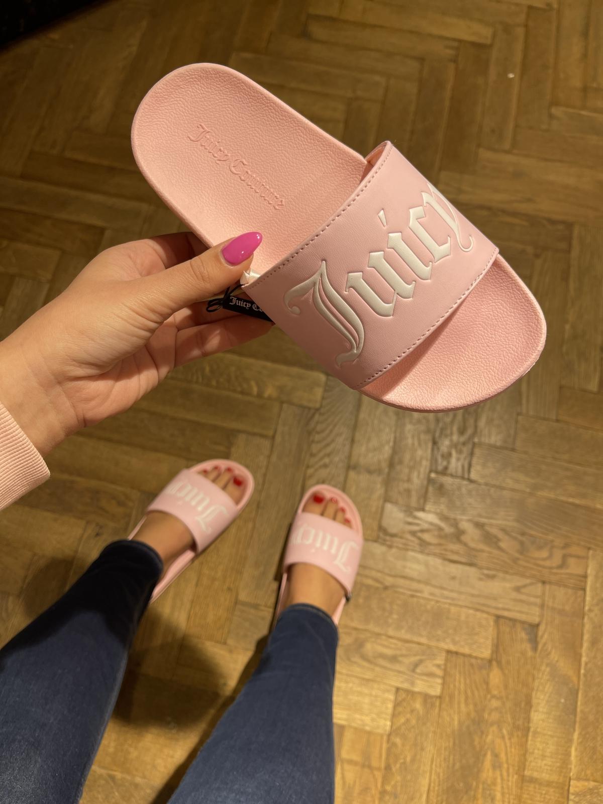 JUICY COUTURE SLIPPERS COTTON CANDY PINK
